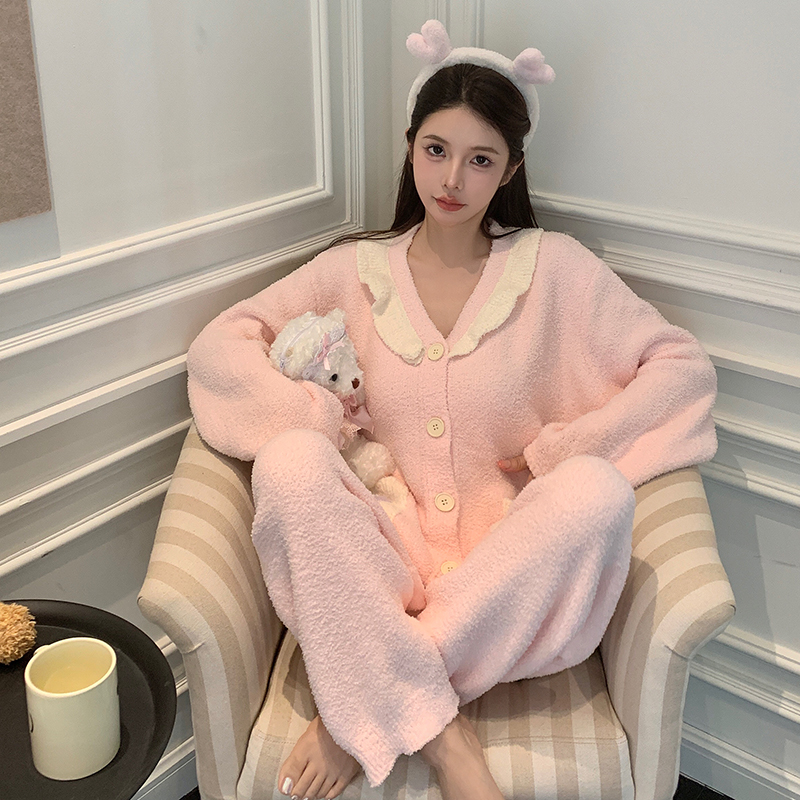 Women's Coral Fleece Tulip Pajamas Set - Thickened Warm Autumn Winter Homewear for Cozy Outdoor Wear