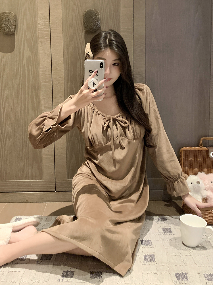 Women's Double-Sided Fleece Pajamas - Cute Princess Style Long Nightgown with Chest Pads for Autumn & Winter Comfort Women's Double-Sided Fleece Pajamas - Cute Princess Style Long Nightgown with Chest Pads for Autumn & Winter Comfort