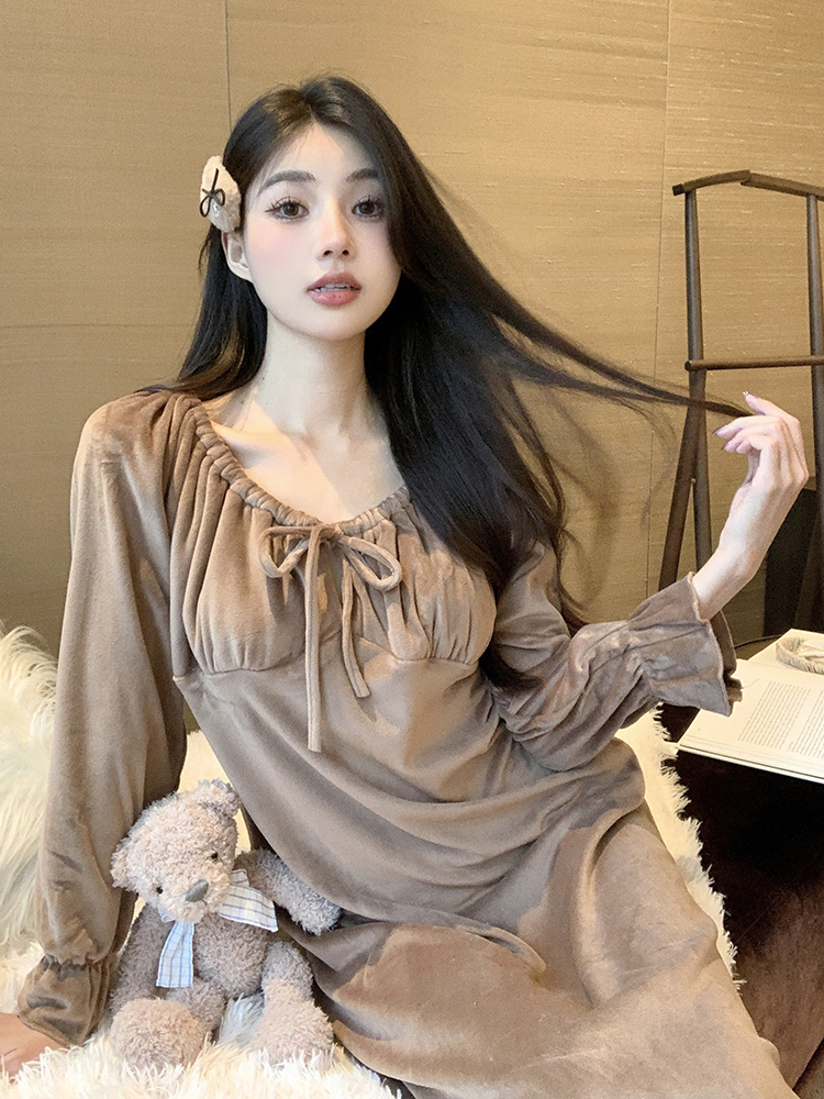 Women's Double-Sided Fleece Pajamas - Cute Princess Style Long Nightgown with Chest Pads for Autumn & Winter Comfort Women's Double-Sided Fleece Pajamas - Cute Princess Style Long Nightgown with Chest Pads for Autumn & Winter Comfort