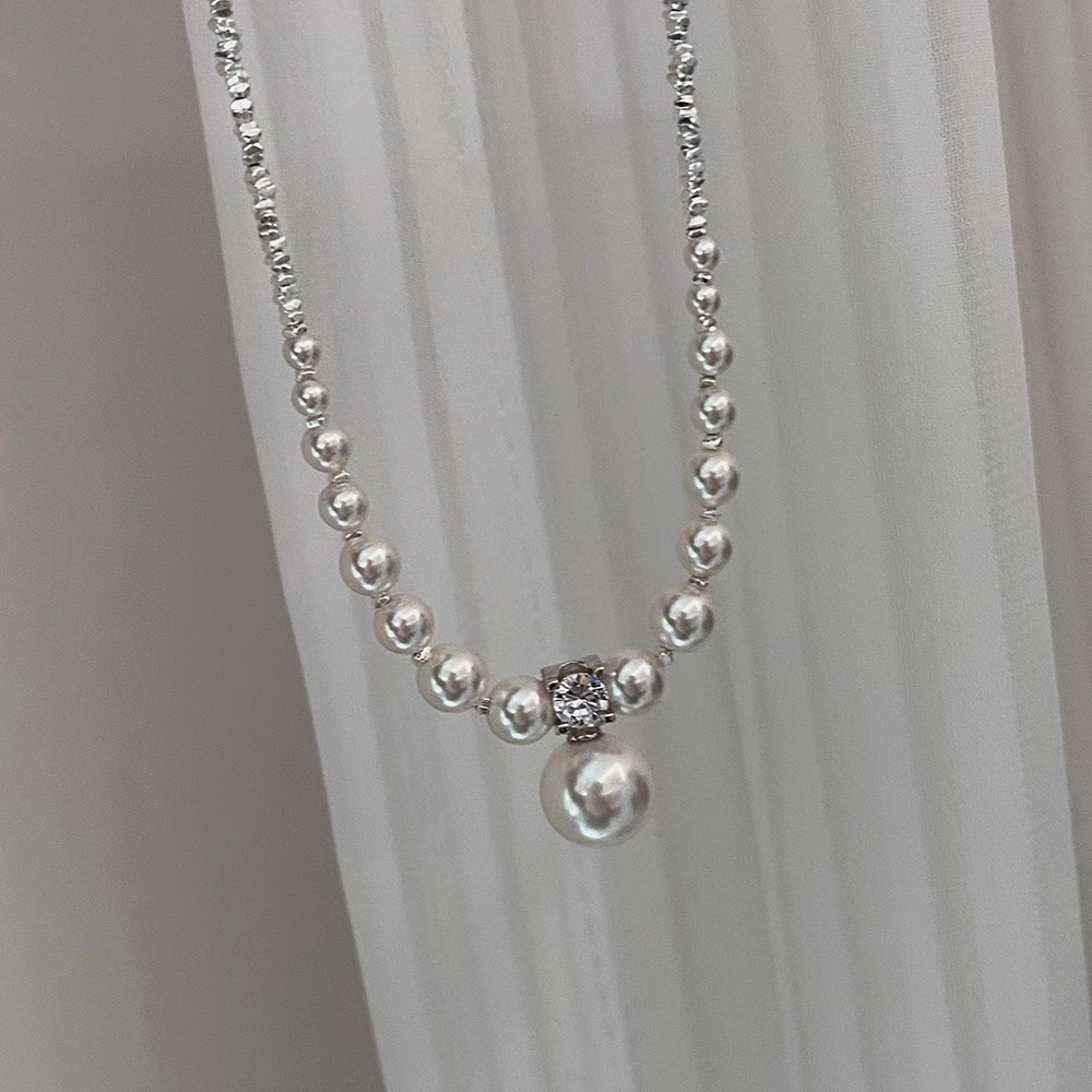 Women's French Gradual Pearl Shattered Silver Necklace, Trendy Collarbone Chain Pendant for Chic Style Women's French Gradual Pearl Shattered Silver Necklace, Trendy Collarbone Chain Pendant for Chic Style