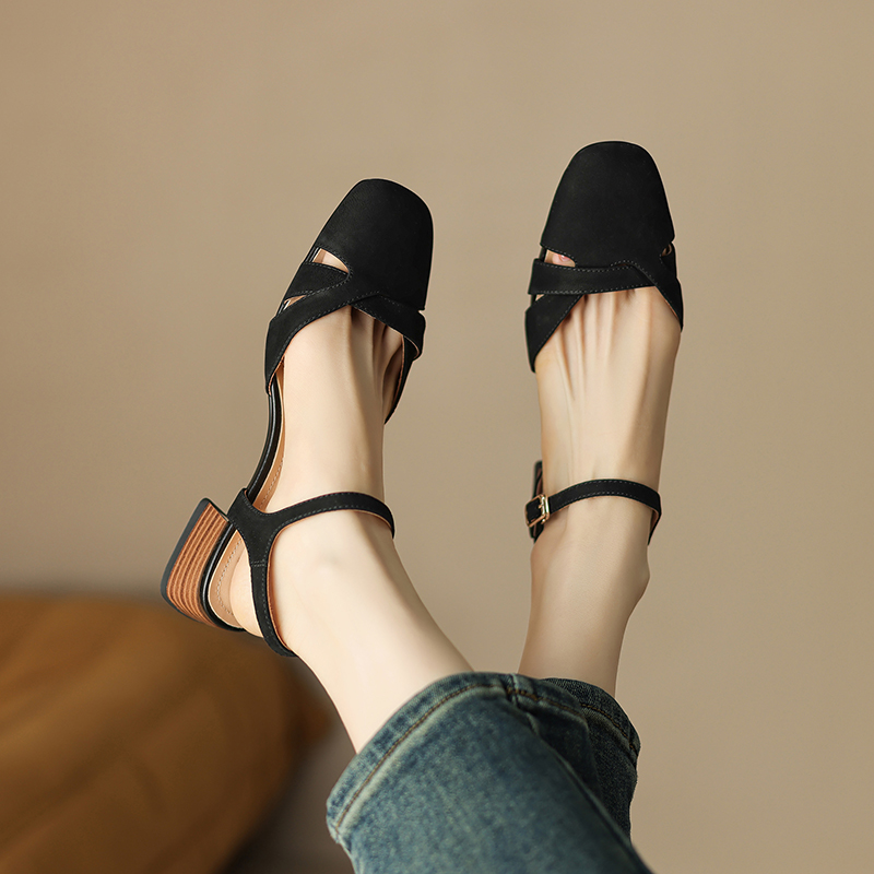 Women's French Vintage Square-Toe Suede Sandals, Chunky Heel One-Strap Roman Style, Summer 2025 Fashion