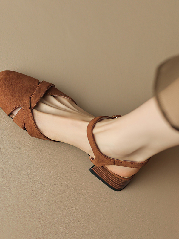 Women's French Vintage Square-Toe Suede Sandals, Chunky Heel One-Strap Roman Style, Summer 2025 Fashion Women's French Vintage Square-Toe Suede Sandals, Chunky Heel One-Strap Roman Style, Summer 2025 Fashion