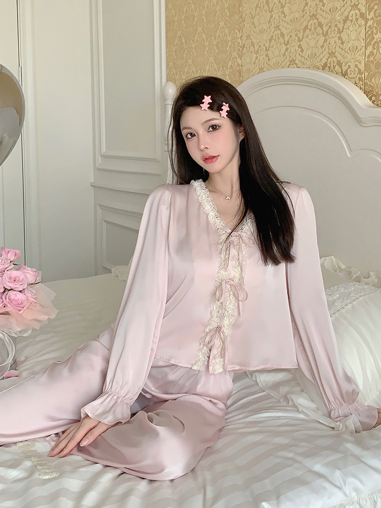 Women's Ice Silk Long Sleeve Pajama Set with Lace, Sexy Homewear for Spring and Autumn, Versatile for Summer Outings Women's Ice Silk Long Sleeve Pajama Set with Lace, Sexy Homewear for Spring and Autumn, Versatile for Summer Outings