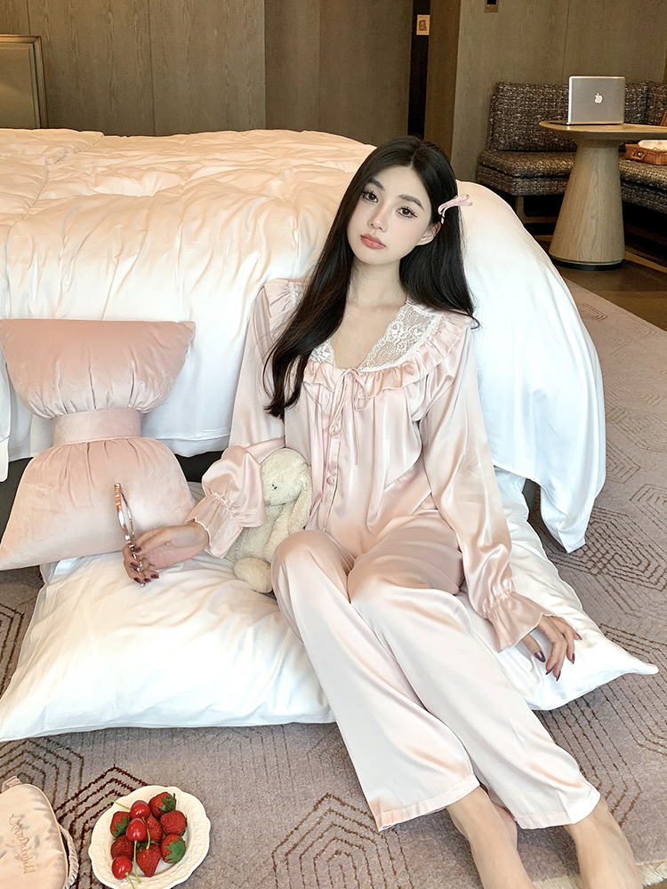 Women's Ice Silk Long Sleeve Pajama Set with Sweet Lace Detail - Stylish Homewear for Spring and Autumn Comfort Women's Ice Silk Long Sleeve Pajama Set with Sweet Lace Detail - Stylish Homewear for Spring and Autumn Comfort