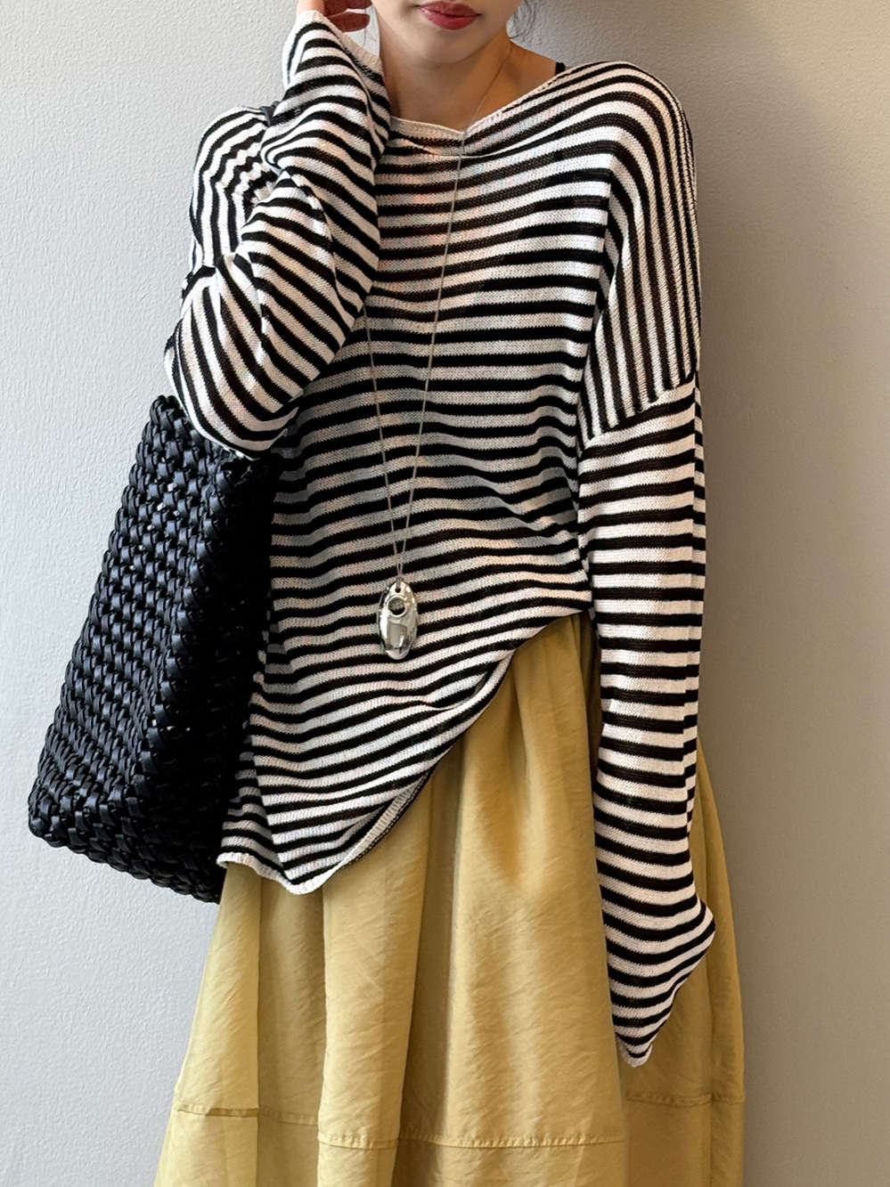 Women's Loose-Fit Knitted Sweater - Thin Linen Blend, Long Sleeve Round Neck, 2025 Summer Sun Protection Cover-Up Women's Loose-Fit Knitted Sweater - Thin Linen Blend, Long Sleeve Round Neck, 2025 Summer Sun Protection Cover-Up