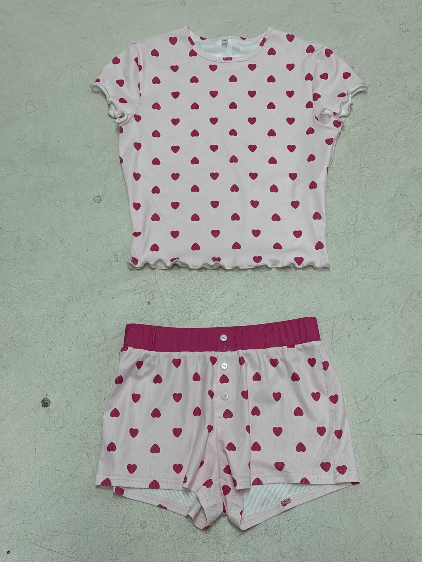 Women's Love Heart Print Short Sleeve Pajamas Set - Casual Two-Piece Homewear Outfit in European American Style Women's Love Heart Print Short Sleeve Pajamas Set - Casual Two-Piece Homewear Outfit in European American Style