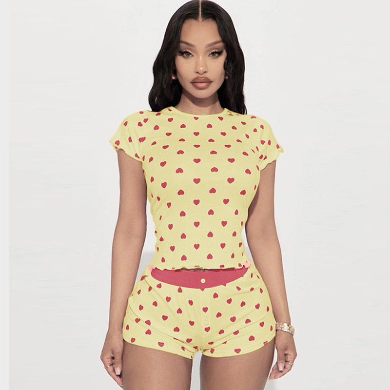Women's Love Heart Print Short Sleeve Pajamas Set - Casual Two-Piece Homewear Outfit in European American Style Women's Love Heart Print Short Sleeve Pajamas Set - Casual Two-Piece Homewear Outfit in European American Style