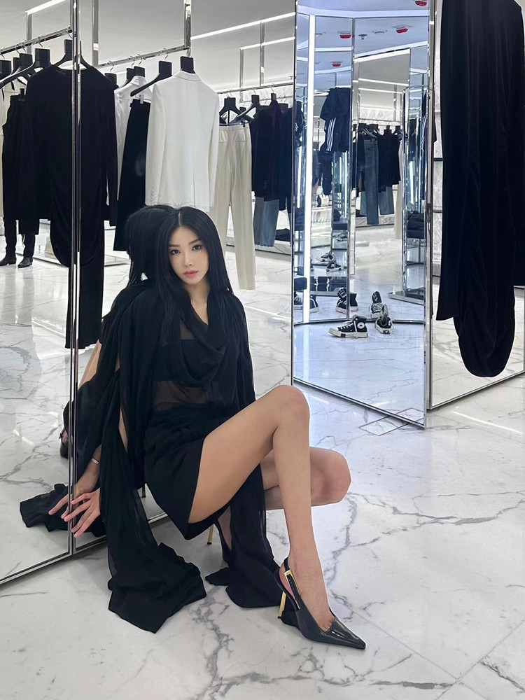 Women's Patent Leather Metallic High Heel Sandals - Shallow Mouth, Thin Heel, Fall/Winter 2025, Chic Party Shoes Women's Patent Leather Metallic High Heel Sandals - Shallow Mouth, Thin Heel, Fall/Winter 2025, Chic Party Shoes