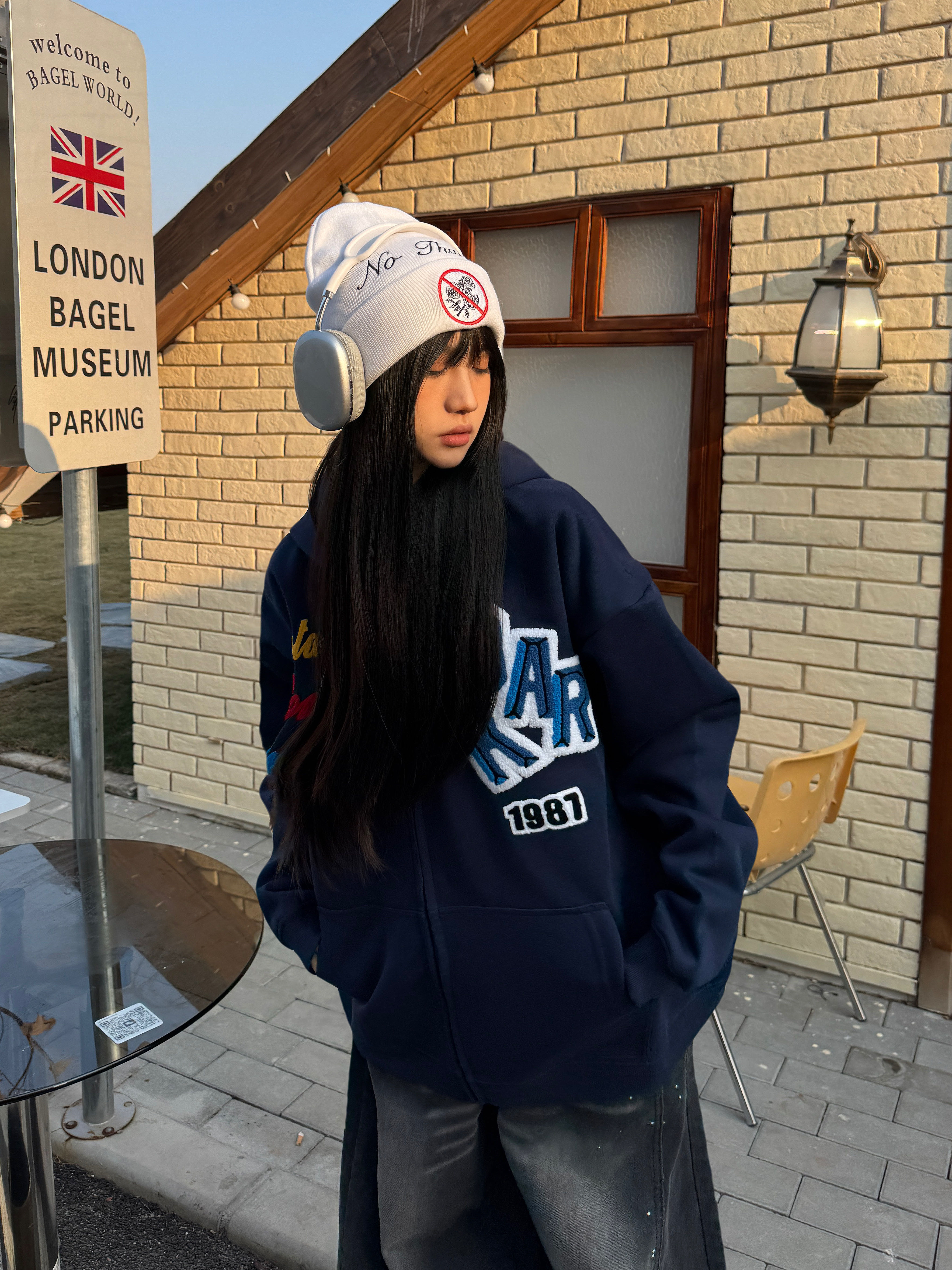 Women's Retro Flocked Embroidered Letter Hoodie - American Style Zipper Cardigan for Spring Fashion Women's Retro Flocked Embroidered Letter Hoodie - American Style Zipper Cardigan for Spring Fashion