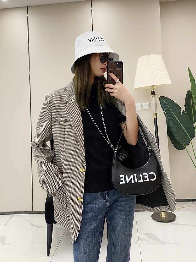 Women's Retro Plaid Suit Jacket - European Style, Lapel Design, Autumn Fashion, Classic British Temperament Women's Retro Plaid Suit Jacket - European Style, Lapel Design, Autumn Fashion, Classic British Temperament