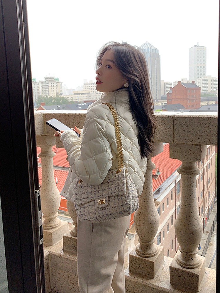 Women's Short Down Jacket with Small Check Pattern, Warm Cotton Coat for Winter, High-End Niche Style, Chic Outerwear Women's Short Down Jacket with Small Check Pattern, Warm Cotton Coat for Winter, High-End Niche Style, Chic Outerwear