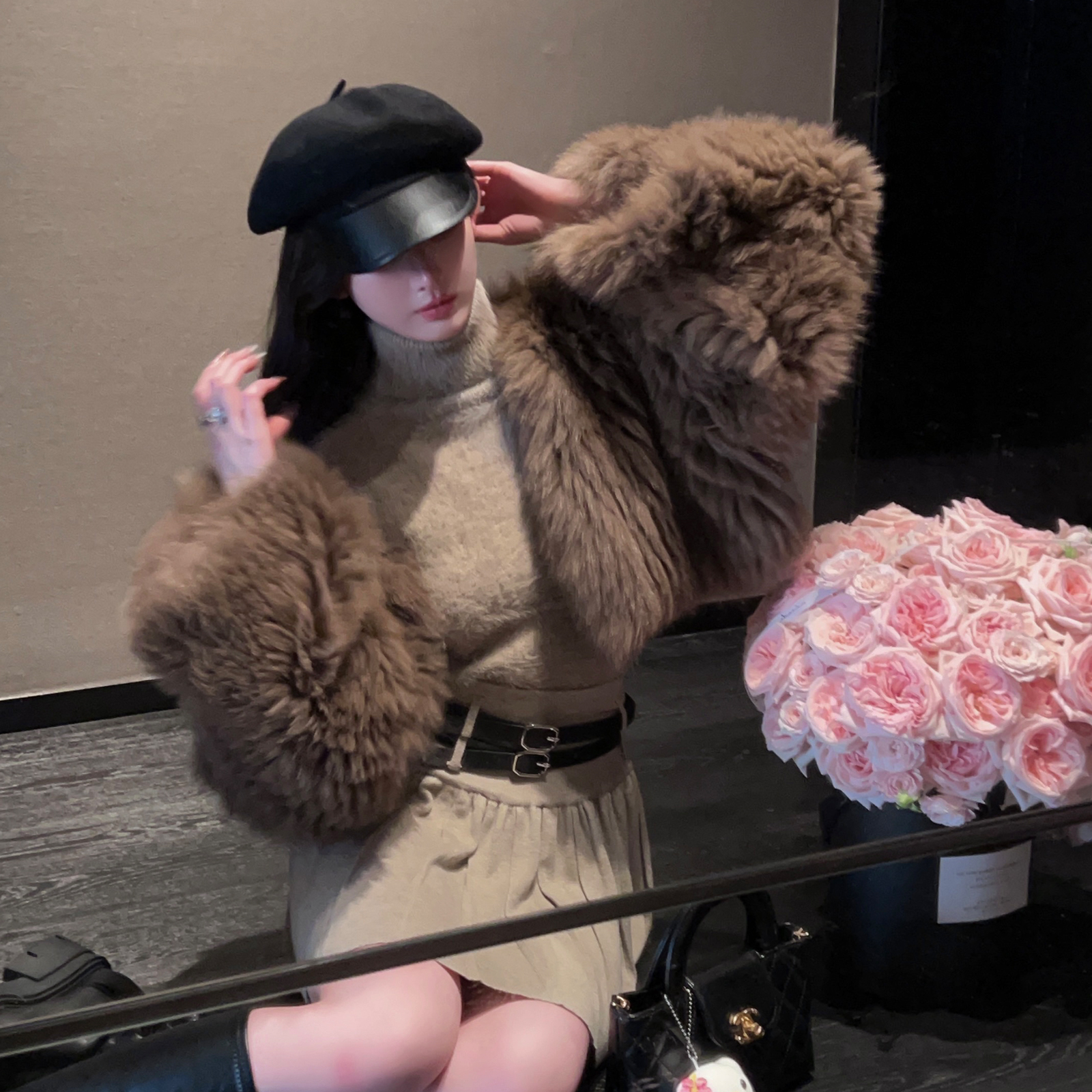 Women's Short High-End Fox Fur Woven Leather Coat - Thick Winter Jacket for Stylish Chic Looks