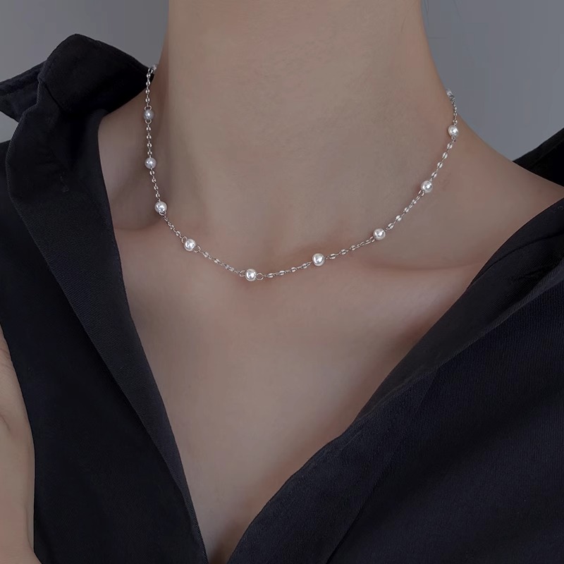 Women's Simple Bead Necklace Collarbone Chain - Elegant Minimalist Jewelry for Everyday Wear Women's Simple Bead Necklace Collarbone Chain - Elegant Minimalist Jewelry for Everyday Wear