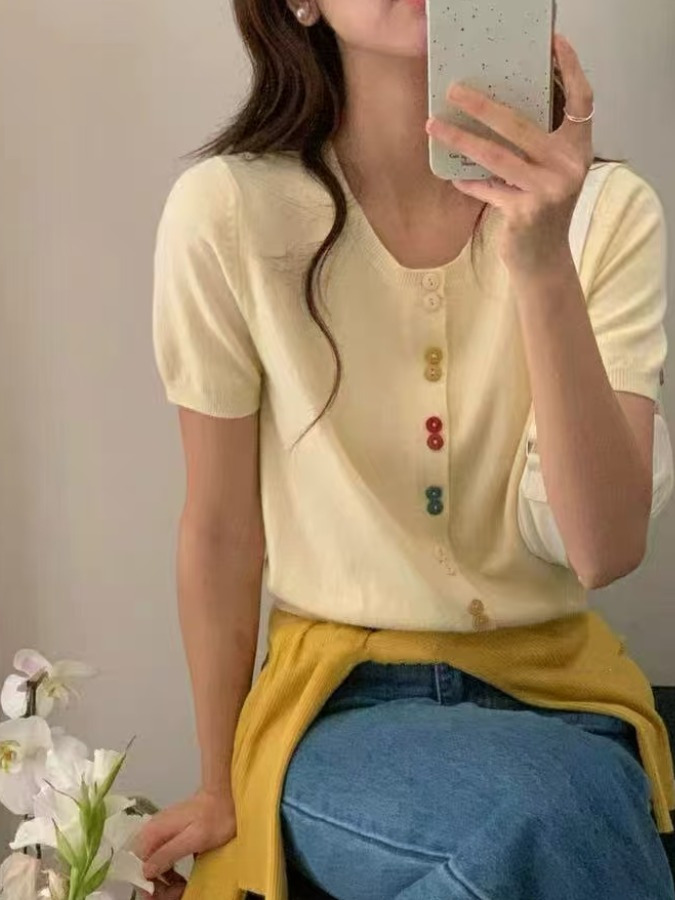 Women's Slim Fit Round Neck Short Sleeve Knitted Cardigan - Stylish Summer T-Shirt Top for a Youthful Look Women's Slim Fit Round Neck Short Sleeve Knitted Cardigan - Stylish Summer T-Shirt Top for a Youthful Look