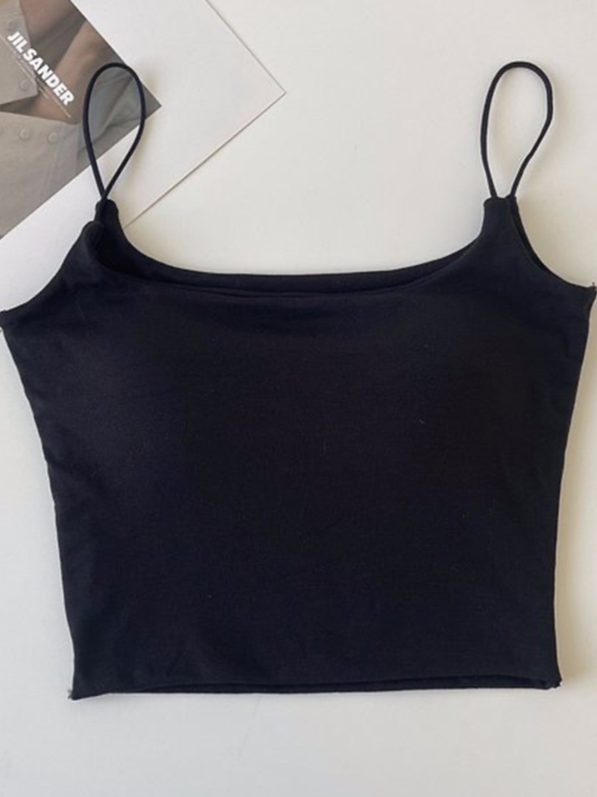 Women's Solid Color Camisole with Built-in Bra, Sleeveless Slim Fit Top for Layering, 2025 New Style Fashion Essential Women's Solid Color Camisole with Built-in Bra, Sleeveless Slim Fit Top for Layering, 2025 New Style Fashion Essential