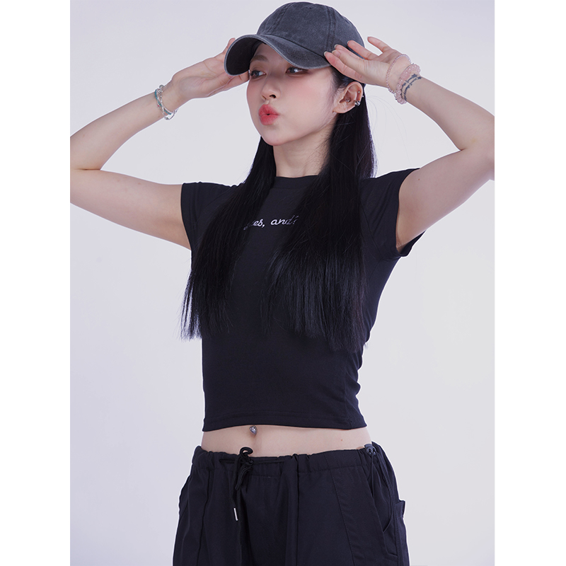 Women's Solid Color Short Sleeve Crop T-Shirt - 2025 Summer Casual Style, European and American Fashion Women's Solid Color Short Sleeve Crop T-Shirt - 2025 Summer Casual Style, European and American Fashion
