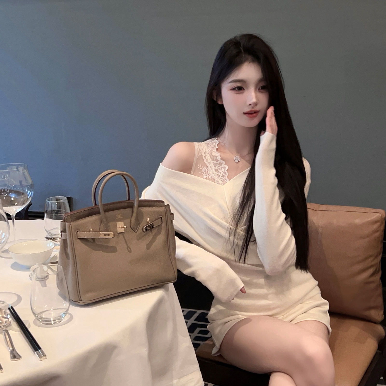 Women's Spring White V-Neck Knitted Lace Vest Top Set - Two-Piece Outfit for Casual and Chic Looks