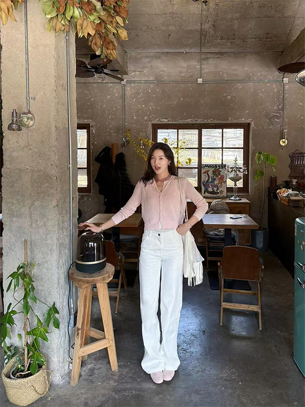 Women's Summer Elegant Cardigan - High-End Sun Protection with Twisted Flower Placket and Round Neck Design Women's Summer Elegant Cardigan - High-End Sun Protection with Twisted Flower Placket and Round Neck Design