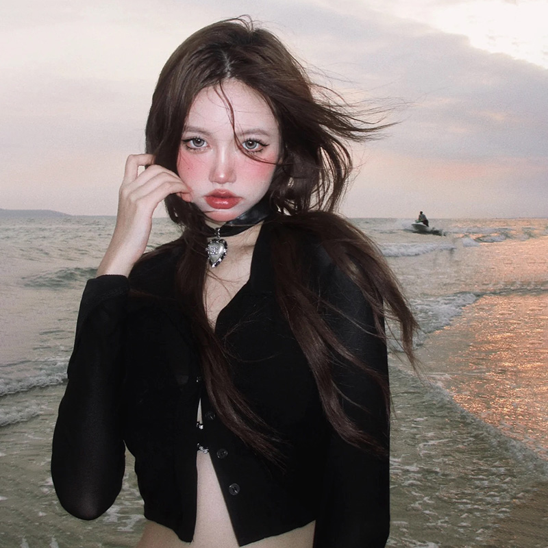 Women's Three-Piece Bikini Swimsuit Set with Gathered Bra Top and Triangle Bottoms - Slimming Vacation Swimwear for Hot Springs