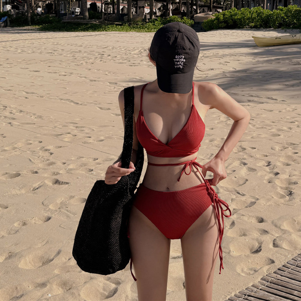 Women's Tummy-Control Bikini with Gathered Drawstring, Slimming Design for Small Bust, Ideal for Hot Springs and Beach Vacations Women's Tummy-Control Bikini with Gathered Drawstring, Slimming Design for Small Bust, Ideal for Hot Springs and Beach Vacations