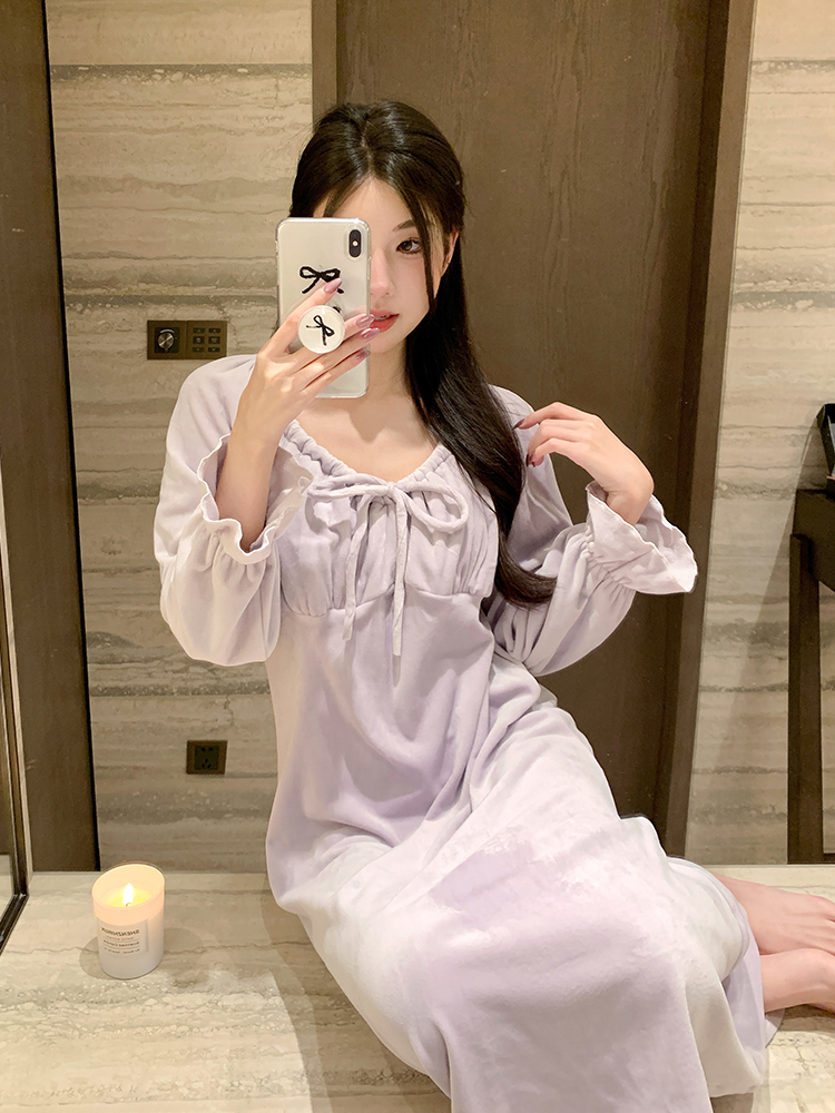 Women's Velvet Long Sleeve Nightgown - Cozy Flannel Pajamas & Coral Fleece Robe for Autumn Winter Comfort Women's Velvet Long Sleeve Nightgown - Cozy Flannel Pajamas & Coral Fleece Robe for Autumn Winter Comfort