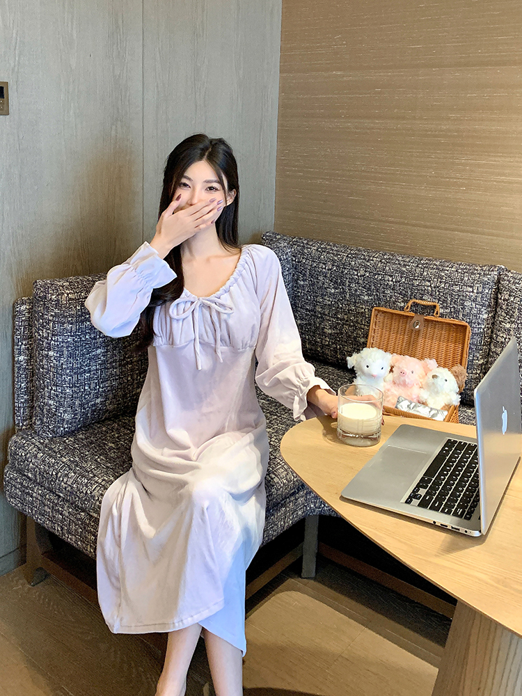 Women's Velvet Long Sleeve Nightgown - Cozy Flannel Pajamas & Coral Fleece Robe for Autumn Winter Comfort Women's Velvet Long Sleeve Nightgown - Cozy Flannel Pajamas & Coral Fleece Robe for Autumn Winter Comfort