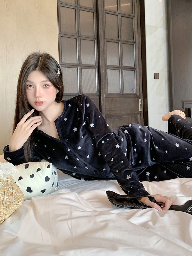 Women's Velvet Pajamas Set - Thickened Plush Loungewear for Autumn Winter, Cozy High-Quality Sleepwear Women's Velvet Pajamas Set - Thickened Plush Loungewear for Autumn Winter, Cozy High-Quality Sleepwear