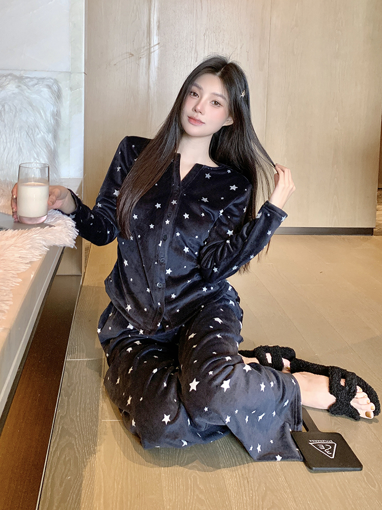 Women's Velvet Pajamas Set - Thickened Plush Loungewear for Autumn Winter, Cozy High-Quality Sleepwear Women's Velvet Pajamas Set - Thickened Plush Loungewear for Autumn Winter, Cozy High-Quality Sleepwear
