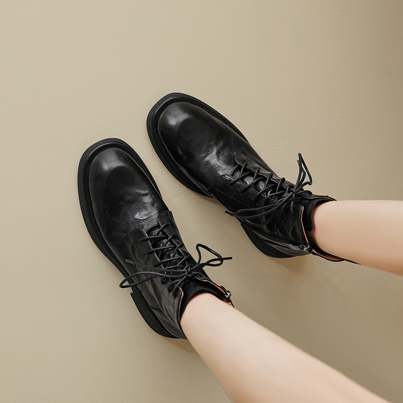 Women's Vintage British Style Martin Boots with Chunky Heels, Round Toe, Textured Sheepskin, Autumn Winter Fashion Women's Vintage British Style Martin Boots with Chunky Heels, Round Toe, Textured Sheepskin, Autumn Winter Fashion