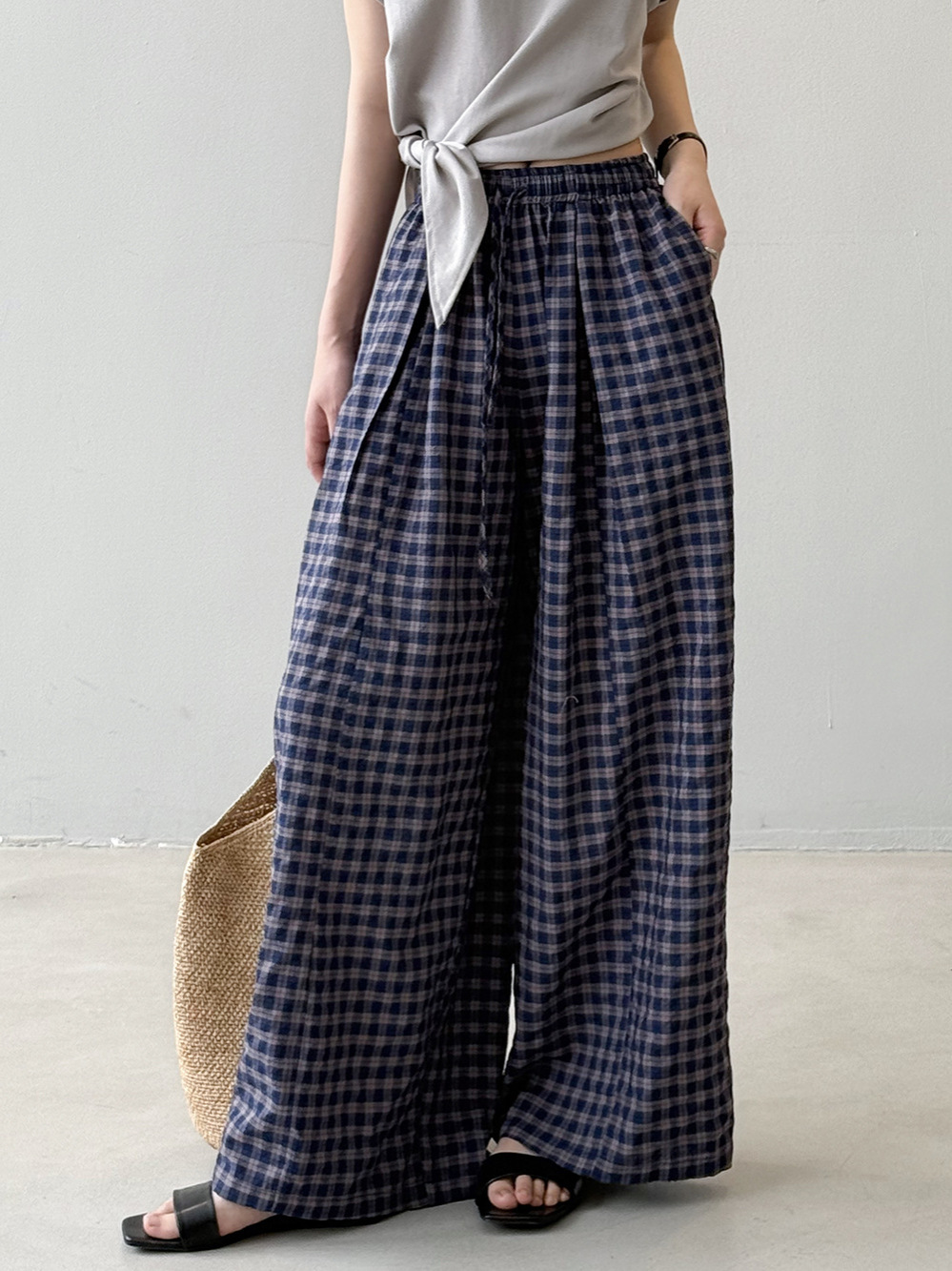 Women's Vintage Plaid Wide-Leg Pants - High-Waisted Casual Summer 2025, Loose Fit, Slimming Straight-Leg Design