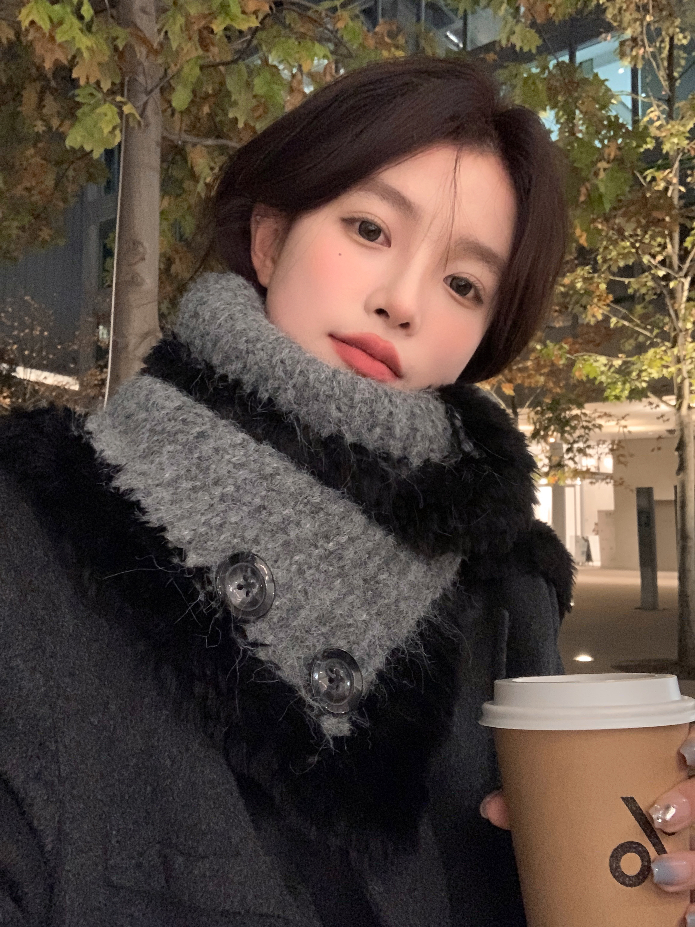 Women's Winter 2025 Button Neck Scarf Shawl - Cozy High-Quality Wrap for Cold Weather Fashion