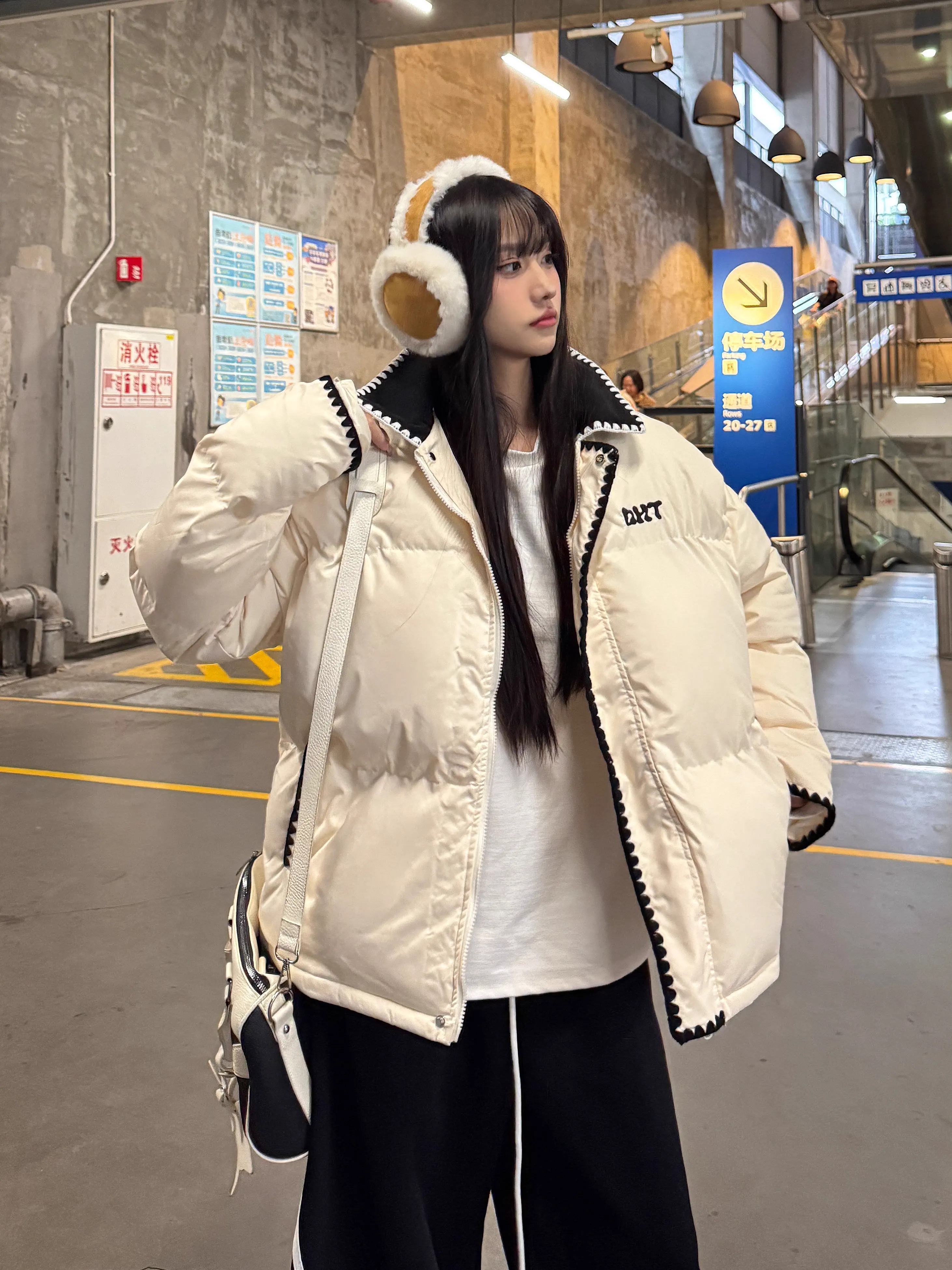 Women's Winter Cotton Jacket - American College Style Shell Embroidery, Spliced Lamb Collar, Thickened Outerwear