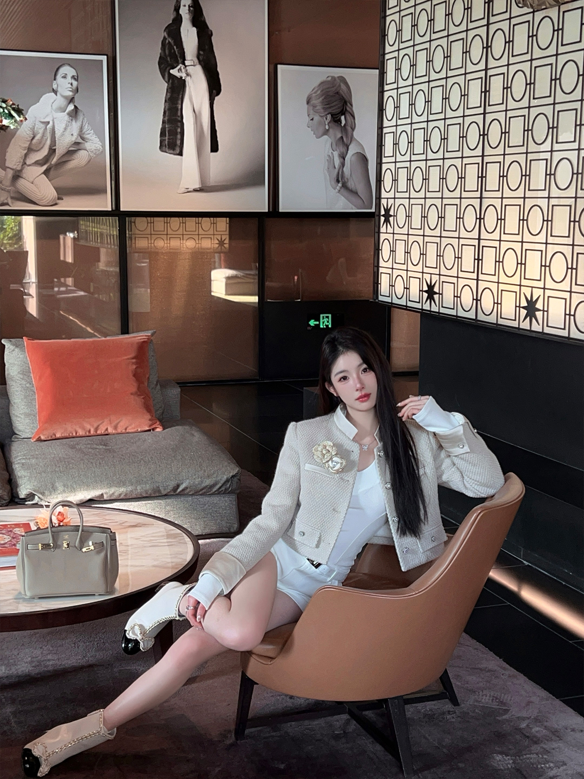 Women's Winter Down Liner Short Woolen Coat with Brooch - Stylish Warmth for Cold Weather Women's Winter Down Liner Short Woolen Coat with Brooch - Stylish Warmth for Cold Weather