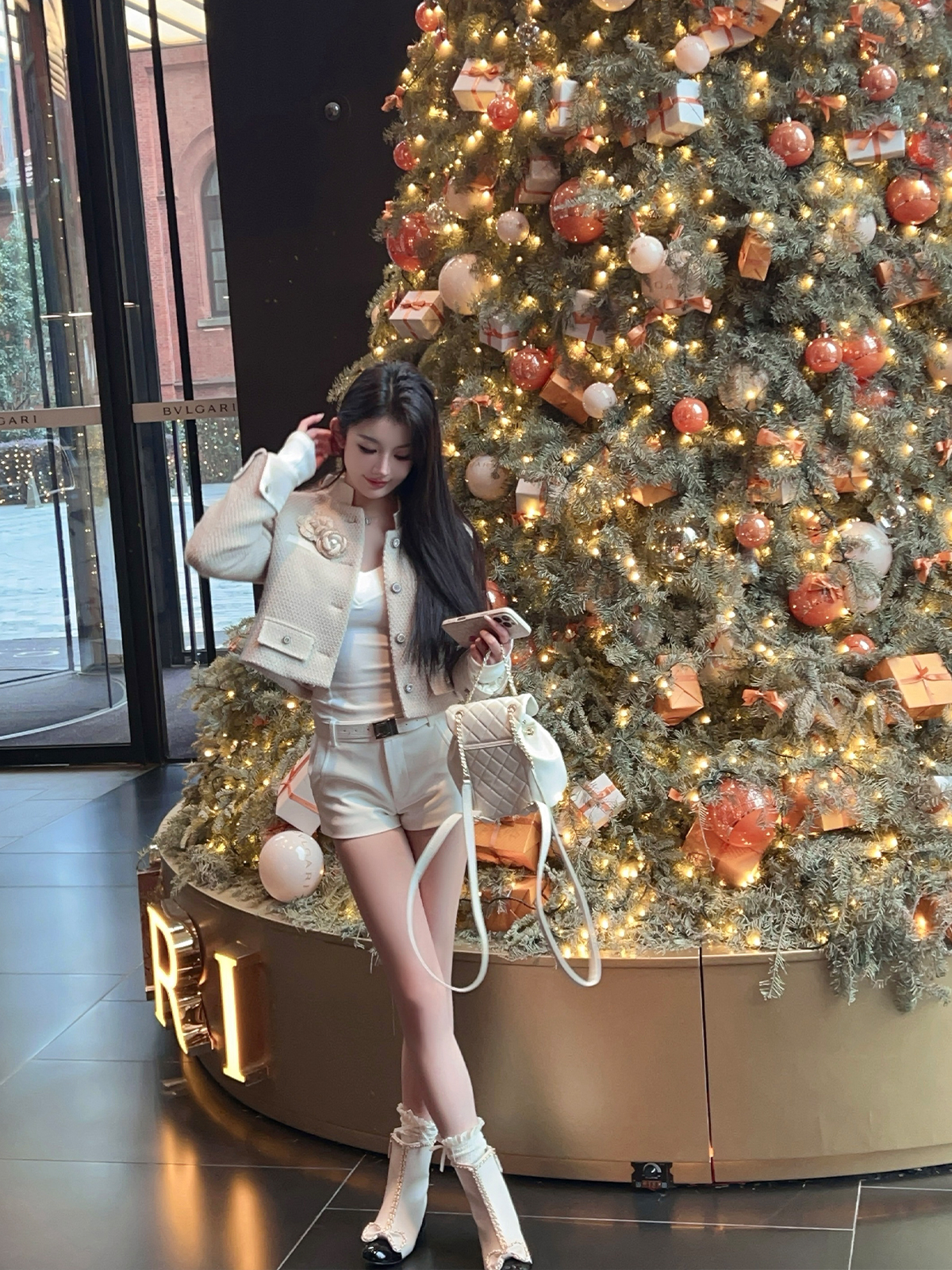 Women's Winter Down Liner Short Woolen Coat with Brooch - Stylish Warmth for Cold Weather Women's Winter Down Liner Short Woolen Coat with Brooch - Stylish Warmth for Cold Weather