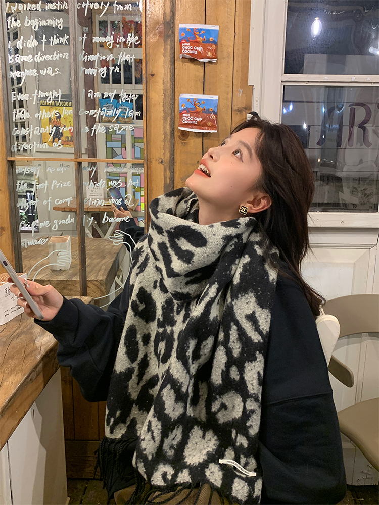 Women's Winter Korean Style Thick Warm Polka Dot Leopard Print Shawl Scarf - Versatile Fashion Accessory for Cold Weather Women's Winter Korean Style Thick Warm Polka Dot Leopard Print Shawl Scarf - Versatile Fashion Accessory for Cold Weather