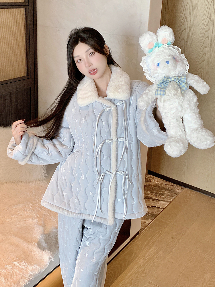 Women's Winter Pajamas Set, 2025 New Style, Three-Layer Thick Coral Fleece, Chinese Style Cotton-Padded Homewear for Indoor & Outdoor Use Women's Winter Pajamas Set, 2025 New Style, Three-Layer Thick Coral Fleece, Chinese Style Cotton-Padded Homewear for Indoor & Outdoor Use
