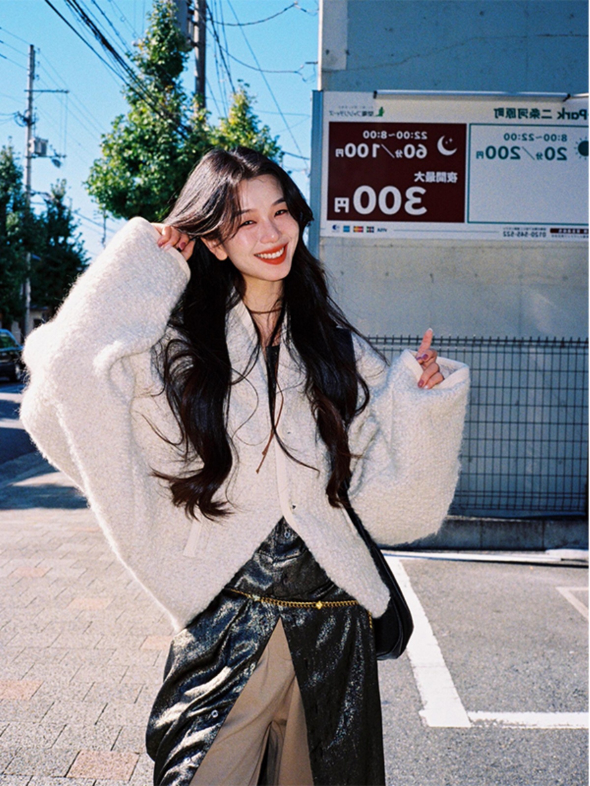 Women's Winter White Cape Style Soft Knitted Coat with Drop Shoulder and Loose Fit - Temperament Fashion for Cozy Chic Looks