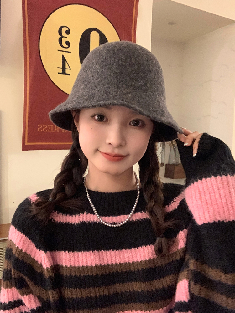 Women's Wool Fisherman Hat - Oversized Bucket Hat for Autumn & Winter, Face-Covering Design, Flattering Large Head Circumference Women's Wool Fisherman Hat - Oversized Bucket Hat for Autumn & Winter, Face-Covering Design, Flattering Large Head Circumference