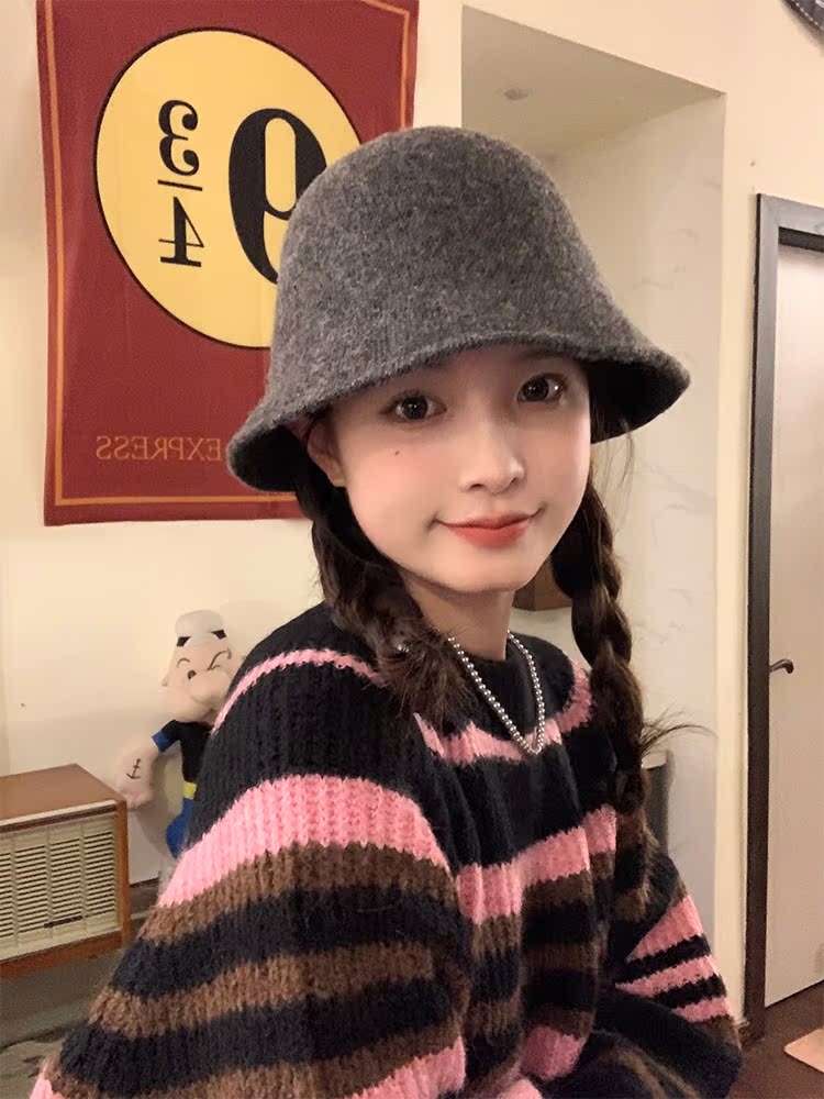 Women's Wool Fisherman Hat - Oversized Bucket Hat for Autumn & Winter, Face-Covering Design, Flattering Large Head Circumference Women's Wool Fisherman Hat - Oversized Bucket Hat for Autumn & Winter, Face-Covering Design, Flattering Large Head Circumference