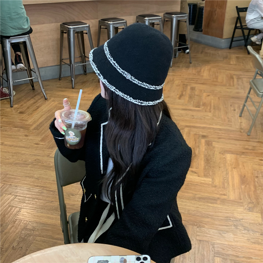 Wool Knitted Bucket Hat for Women - Minimalist Fisherman Style, Versatile Autumn/Winter Fashion Accessory, Small Fragrant Wind Design Wool Knitted Bucket Hat for Women - Minimalist Fisherman Style, Versatile Autumn/Winter Fashion Accessory, Small Fragrant Wind Design