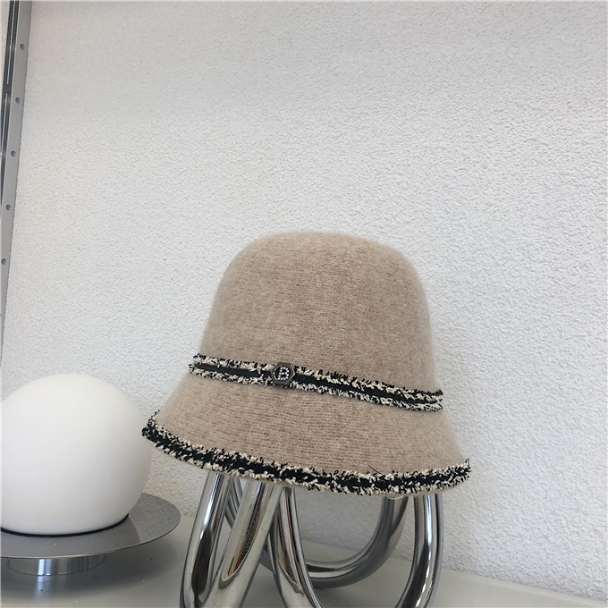 Wool Knitted Bucket Hat for Women - Minimalist Fisherman Style, Versatile Autumn/Winter Fashion Accessory, Small Fragrant Wind Design Wool Knitted Bucket Hat for Women - Minimalist Fisherman Style, Versatile Autumn/Winter Fashion Accessory, Small Fragrant Wind Design