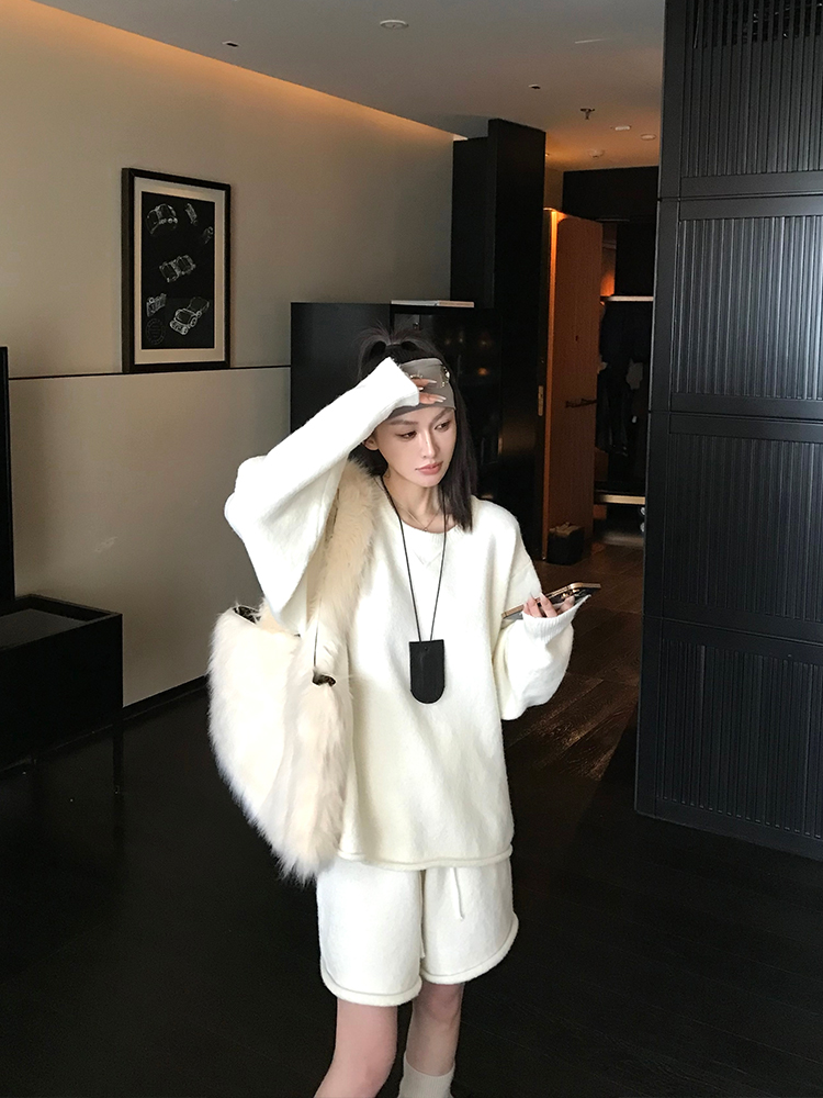 Wool Lazy Style Round Neck Soft Fluffy Rolled Hem Sweater and Knit Shorts Set for Women - Cozy 90s Inspired Loungewear Wool Lazy Style Round Neck Soft Fluffy Rolled Hem Sweater and Knit Shorts Set for Women - Cozy 90s Inspired Loungewear