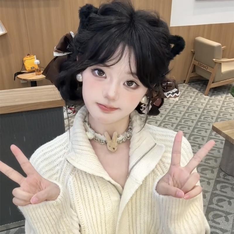 Y2K Cute Rabbit Necklace Plush Bear Choker Neck Chain for Spicy Girls - Doll Sweater Clavicle Chain Accessory Y2K Cute Rabbit Necklace Plush Bear Choker Neck Chain for Spicy Girls - Doll Sweater Clavicle Chain Accessory