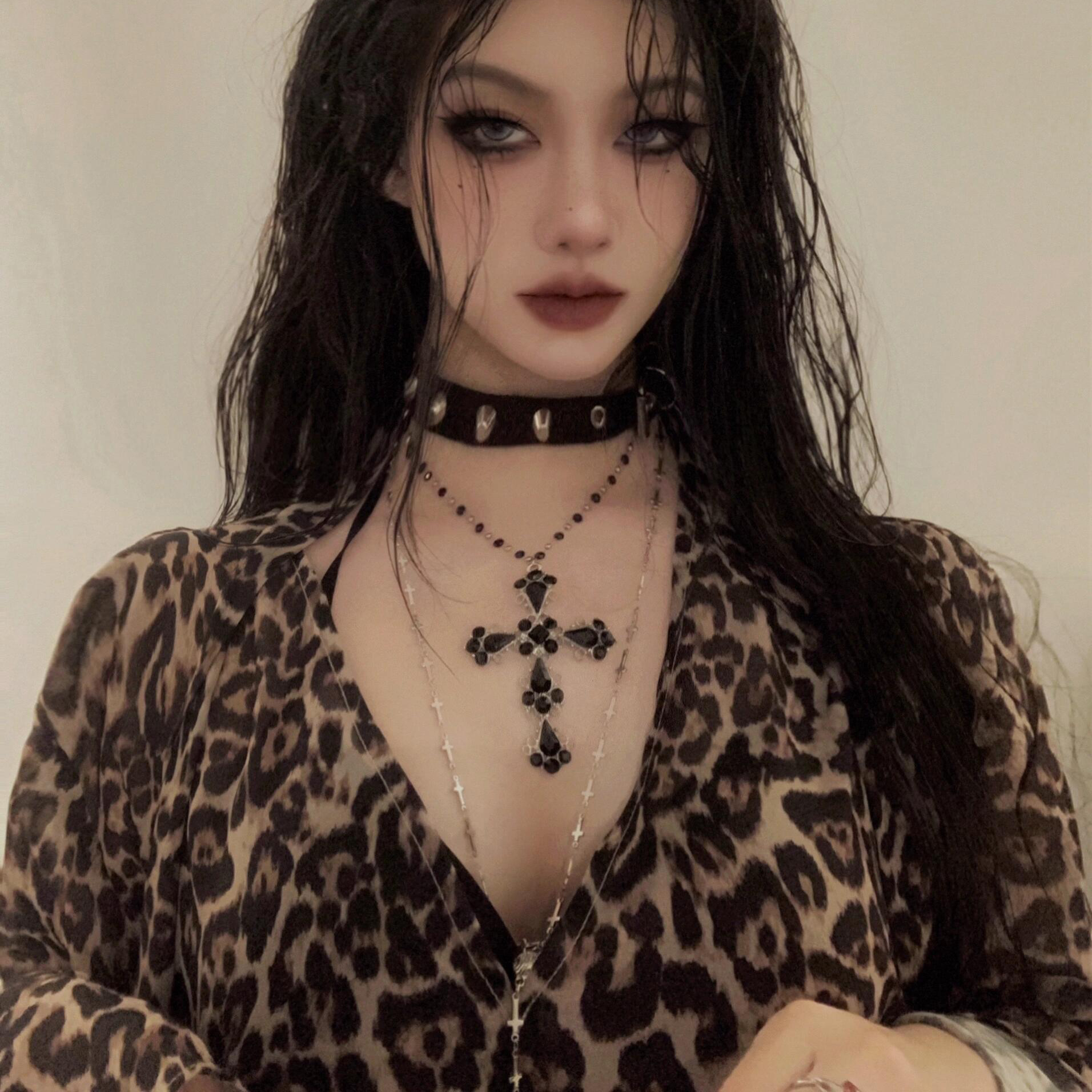Y2K Gothic Punk Layered Clavicle Chain Necklace - Cross Choker Sweater Accessory Y2K Gothic Punk Layered Clavicle Chain Necklace - Cross Choker Sweater Accessory