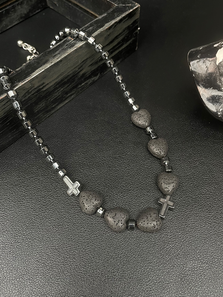 Y2K Heart Bead Necklace for Women, Sweet and Cool Choker, Original Niche Design, Spicy Girl Clavicle Chain, Trendy Fashion Accessory Y2K Heart Bead Necklace for Women, Sweet and Cool Choker, Original Niche Design, Spicy Girl Clavicle Chain, Trendy Fashion Accessory