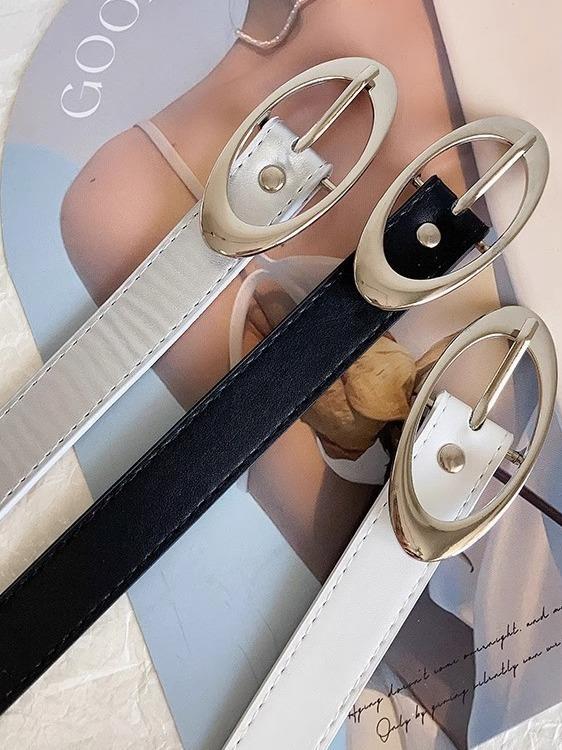 Y2K Hot Girl Hardware Moon Belt - Retro Distressed Crescent Design for Skirts and Fashion Accessories Y2K Hot Girl Hardware Moon Belt - Retro Distressed Crescent Design for Skirts and Fashion Accessories