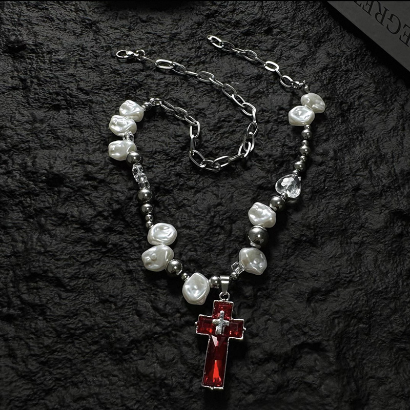 Y2K Irregular Pearl Choker Necklace for Women - Spicy Girl Cross Design, Sweet Cool Girl Clavicle Chain Accessory