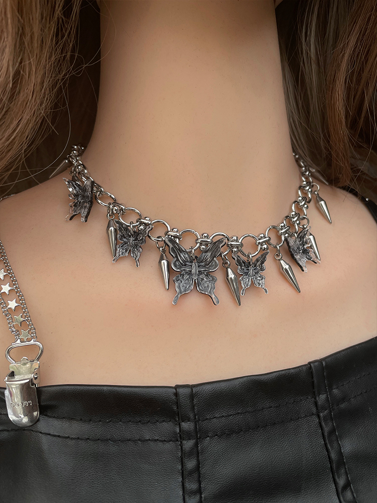 Y2K Transparent Small Butterfly Necklace for Women, Punk Style Clavicle Chain Accessory, Sweet Cool Niche Design Y2K Transparent Small Butterfly Necklace for Women, Punk Style Clavicle Chain Accessory, Sweet Cool Niche Design