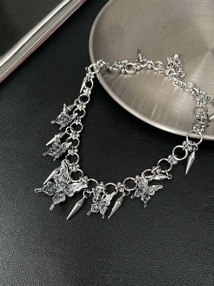 Y2K Transparent Small Butterfly Necklace for Women, Punk Style Clavicle Chain Accessory, Sweet Cool Niche Design Y2K Transparent Small Butterfly Necklace for Women, Punk Style Clavicle Chain Accessory, Sweet Cool Niche Design