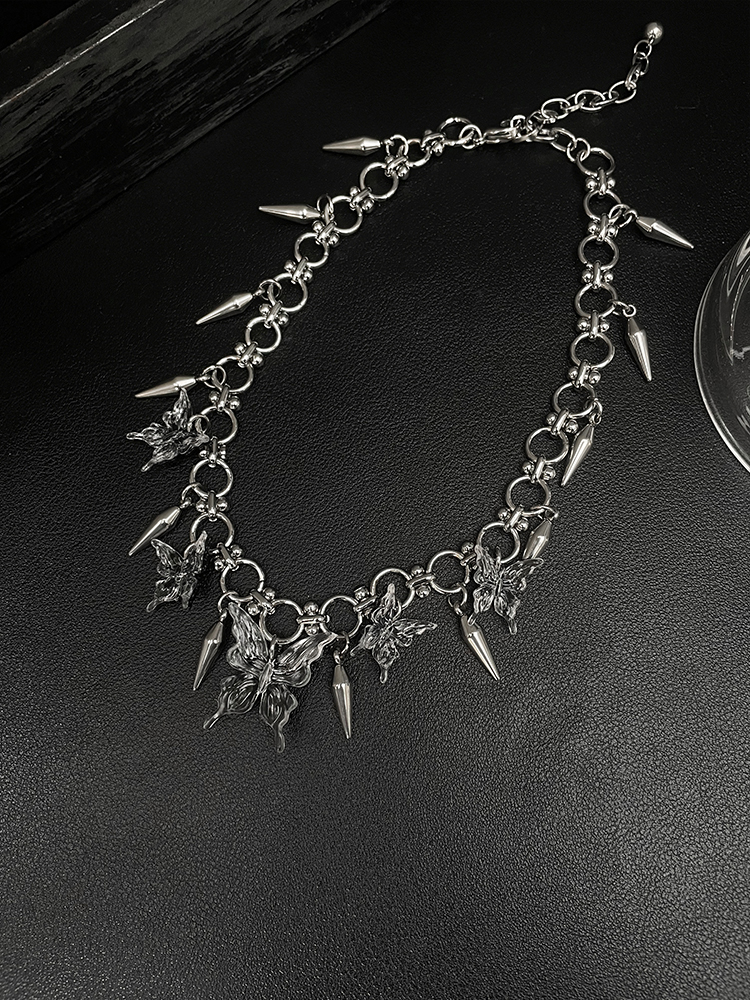 Y2K Transparent Small Butterfly Necklace for Women, Punk Style Clavicle Chain Accessory, Sweet Cool Niche Design Y2K Transparent Small Butterfly Necklace for Women, Punk Style Clavicle Chain Accessory, Sweet Cool Niche Design